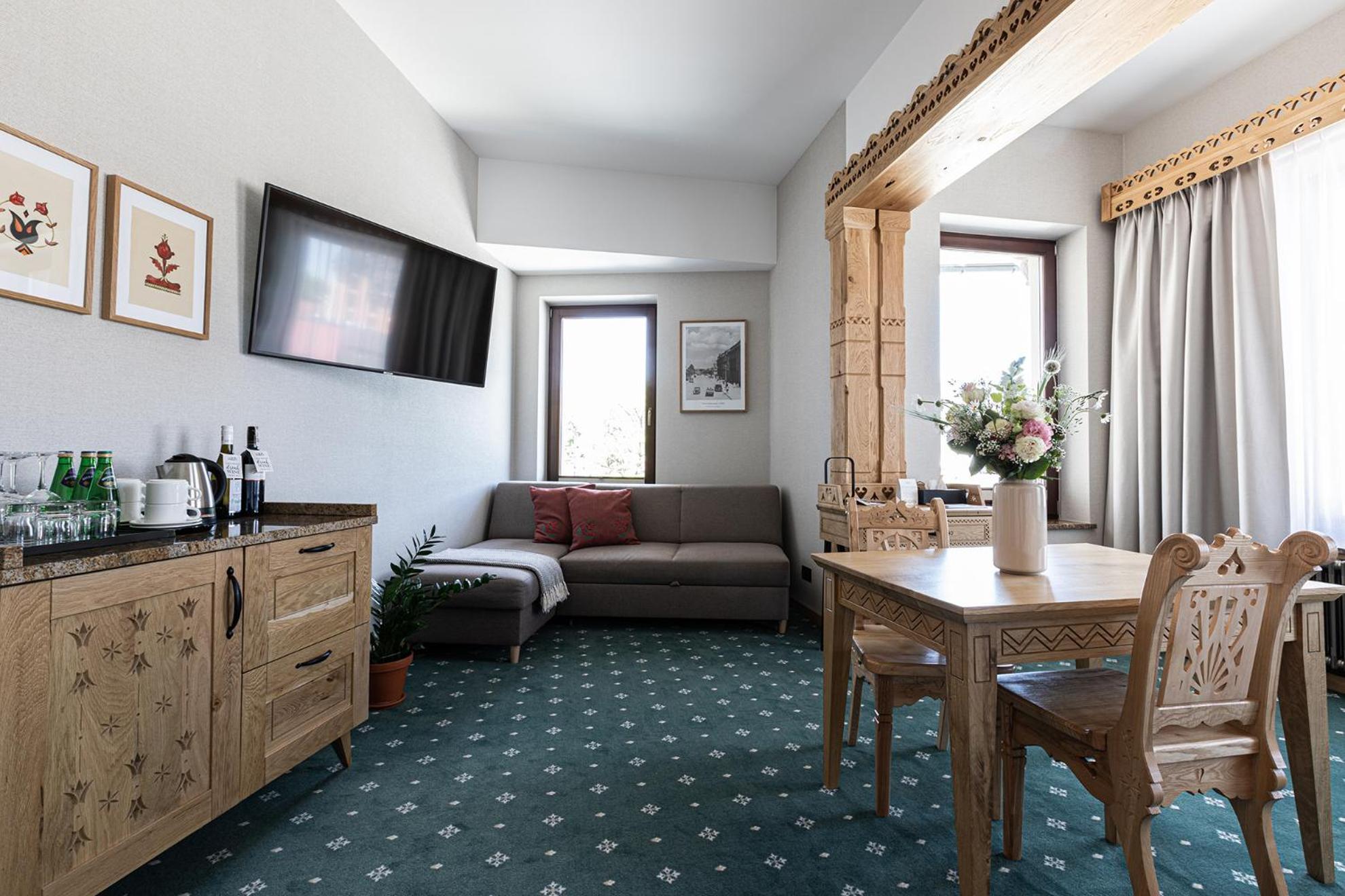 Aparthotel Cristina Закопане Экстерьер фото